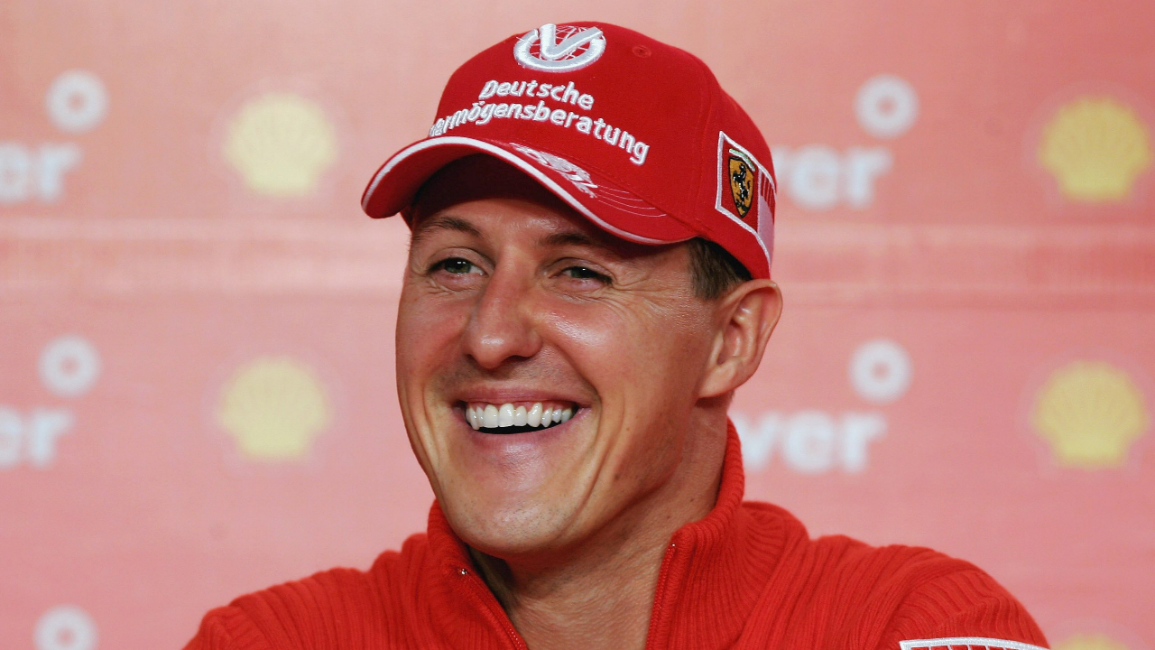 Michael Schumacher: Jornal alemão detalha tratamento de piloto dentro de carro da Mercedes