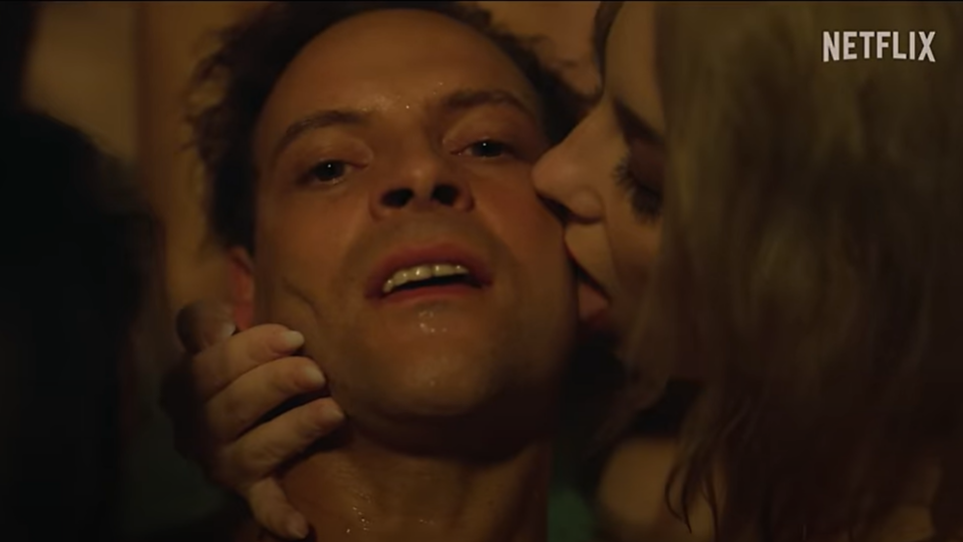 Supersex: Série da Netflix sobre a lenda do pornô Rocco Siffredi ganha 1º trailer cheio de cenas de sexo; assista