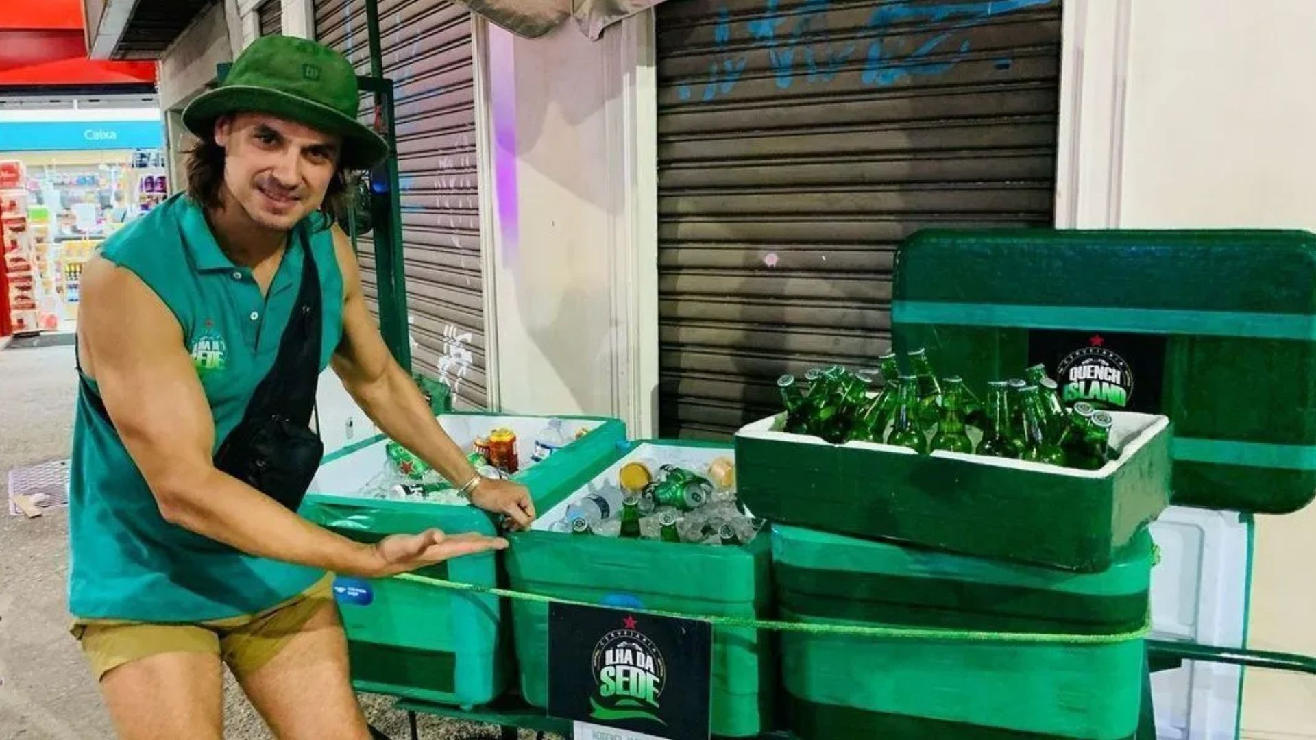 Exclusivo: Ex-galã de “Malhação”, Daniel Erthal viraliza ao ser visto vendendo cerveja na rua e abre o jogo sobre vida de ambulante e repercussão