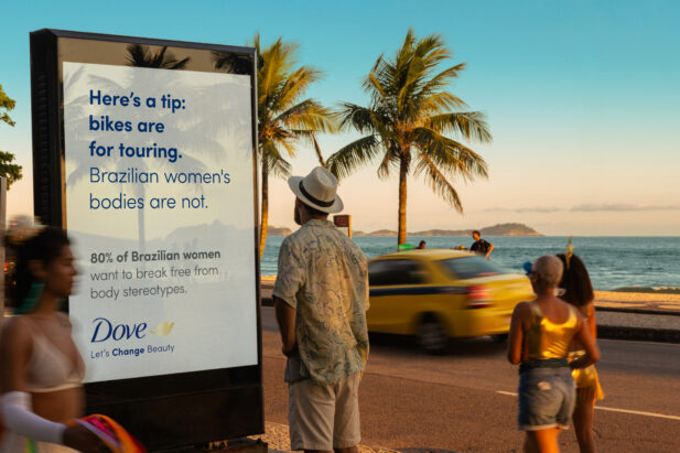 "Aqui vai uma dica: bicicletas são para turismo. Os corpos das mulheres brasileiras não".