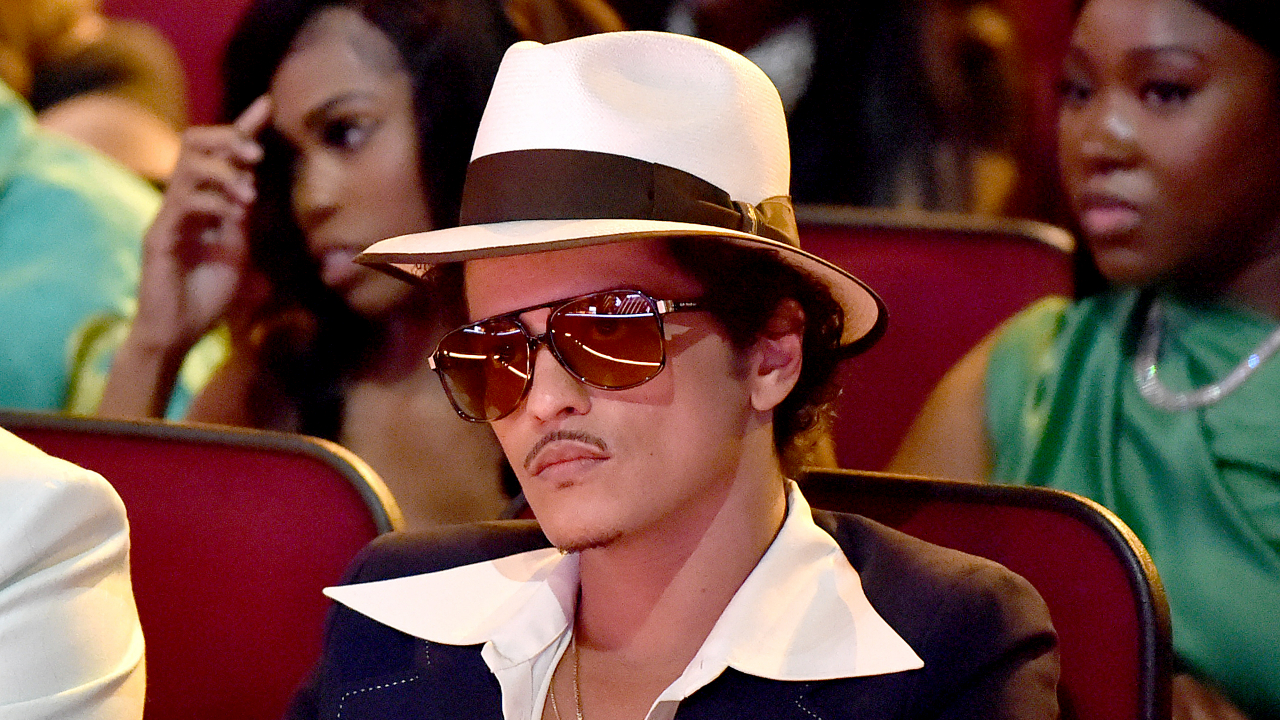 Bruno Mars teria dívida de jogo de US$ 50 milhões com famoso cassino de Las Vegas
