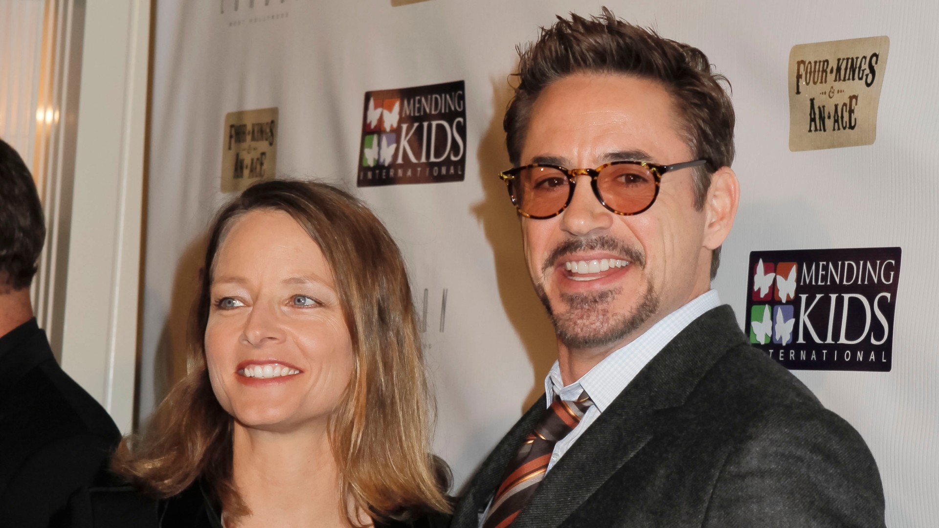Jodie Foster confrontou Robert Downey Jr. sobre vício em set de filmagem e deu ultimato ao perceber como ator poderia acabar