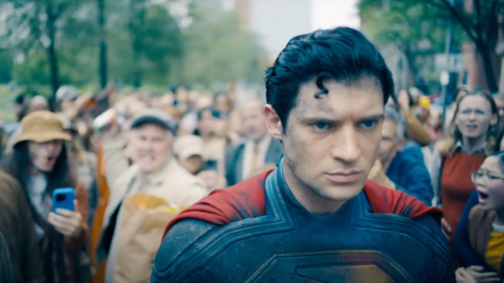 Superman ganha primeiro e ELETRIZANTE trailer com David Corenswet, e surpresas com mais heróis; assista