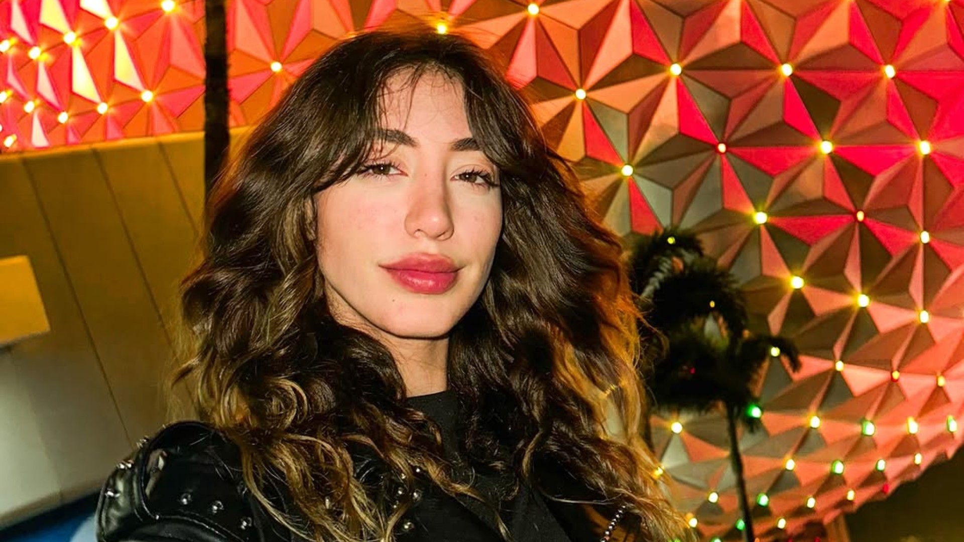 Nicole Louise, ex-‘Estrela da Casa’, diz que foi dopada após convite para gravar em estúdio nos EUA, e detalha como fugiu; assista Nicole Louise, ex-‘Estrela da Casa’, diz que foi dopada após convite para gravar em estúdio nos EUA, e detalha como fugiu; assista