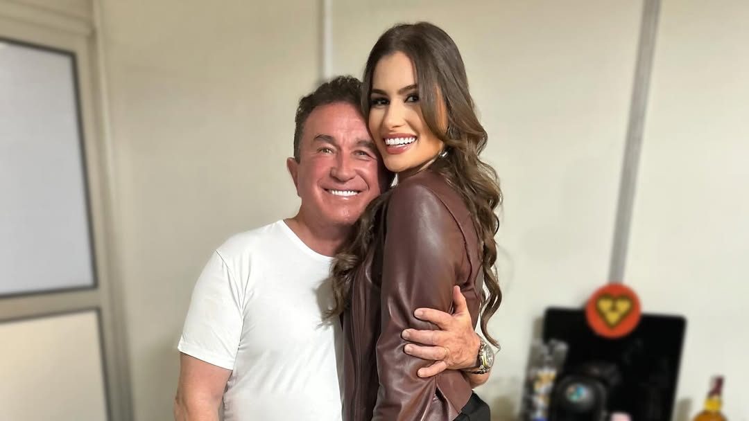 Amado Batista rebate críticas por ser 52 anos mais velho que a esposa, e revela “segredo” do casamento