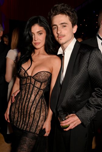 Kylie e Timothée na festa da Vanity Fair. (Foto: Getty)