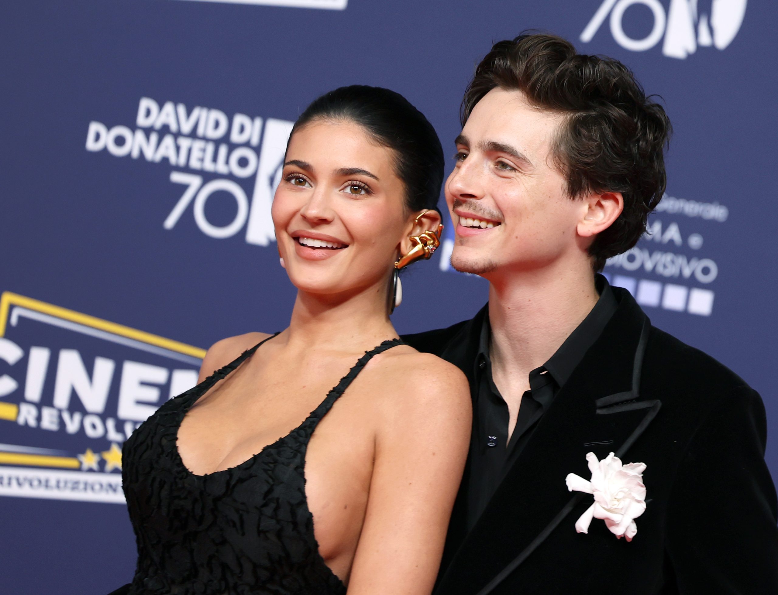 Kylie Jenner revela por que sempre usa a mesma cor em aparições ‘oficiais’ com Timothée Chalament