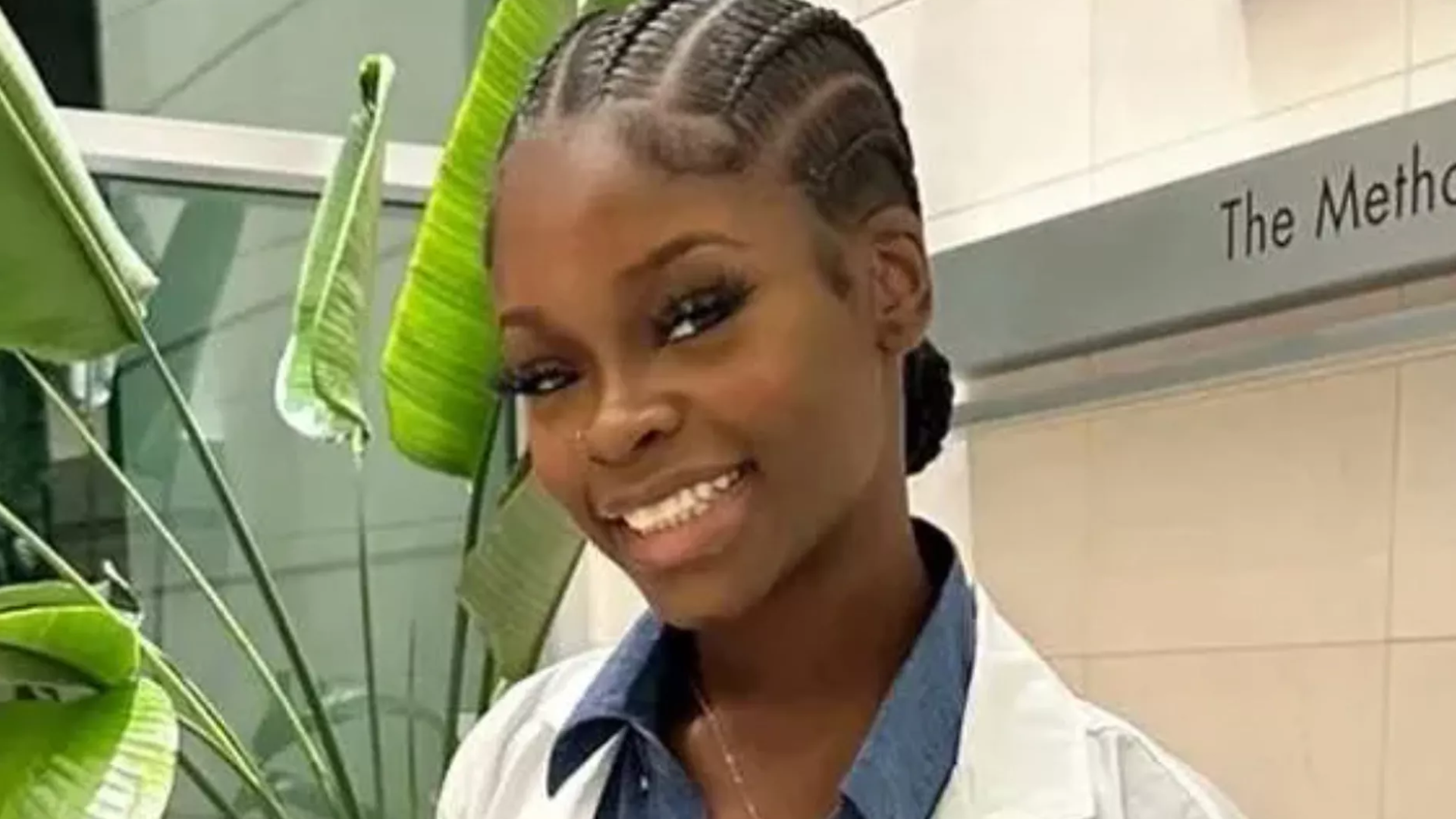 Estudante de enfermagem é esfaqueada pelo colega de quarto dias antes da formatura nos EUA, e motivo chocante é revelado Estudante de enfermagem é esfaqueada pelo colega de quarto dias antes da formatura nos EUA, e motivo chocante é revelado
