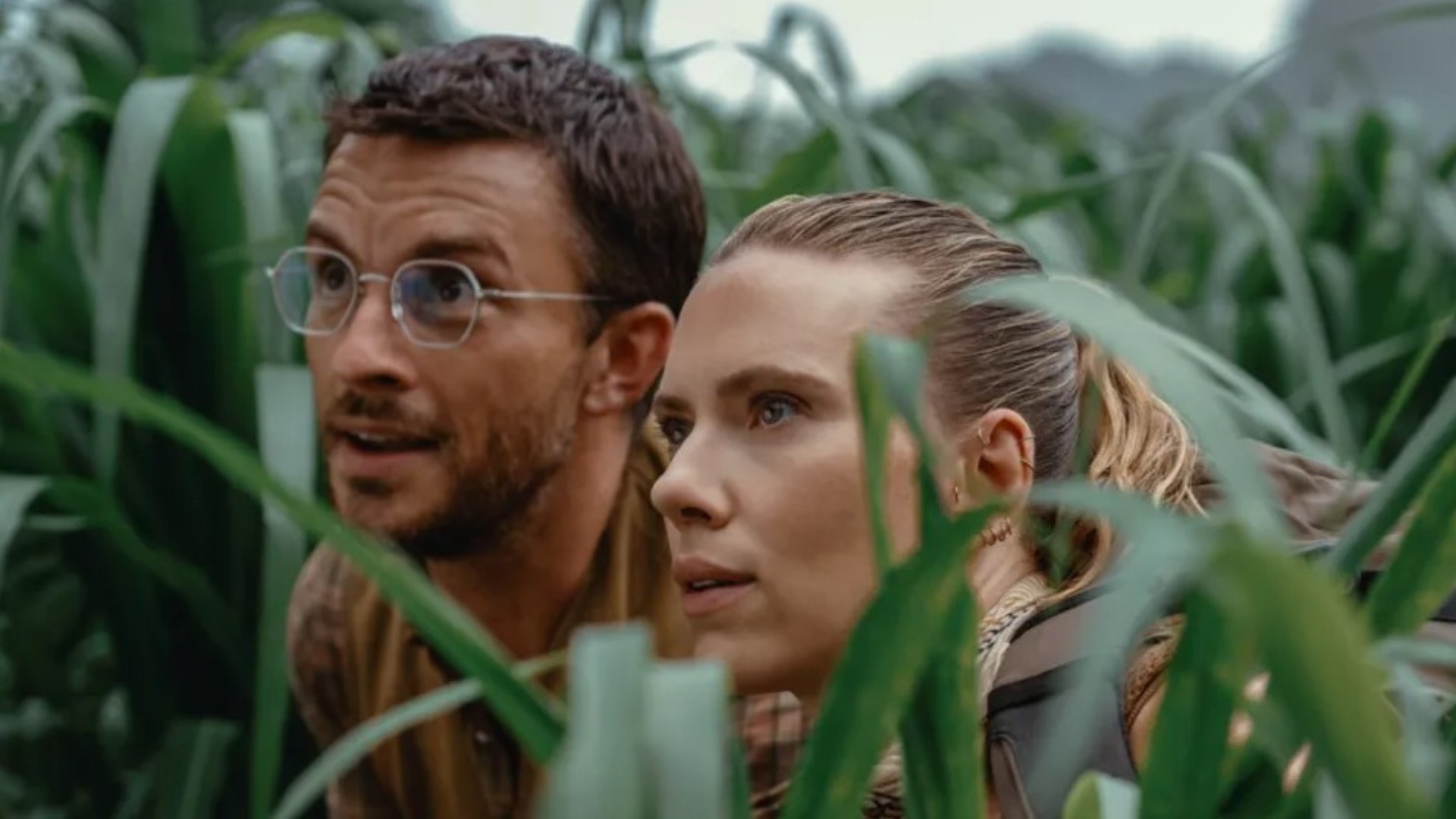 ?Jurassic World: Recomeço?: Novo trailer traz equipe de Scarlett Johansson lutando contra dinossauros mutantes; assista!