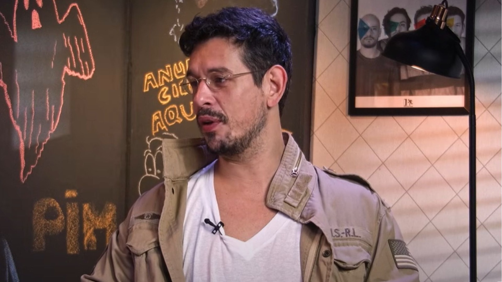 João Vicente de Castro revela de que cantor internacional já recebeu follow e curtidas no Instagram: “Se tivesse que pegar homem, seria ele”; assista