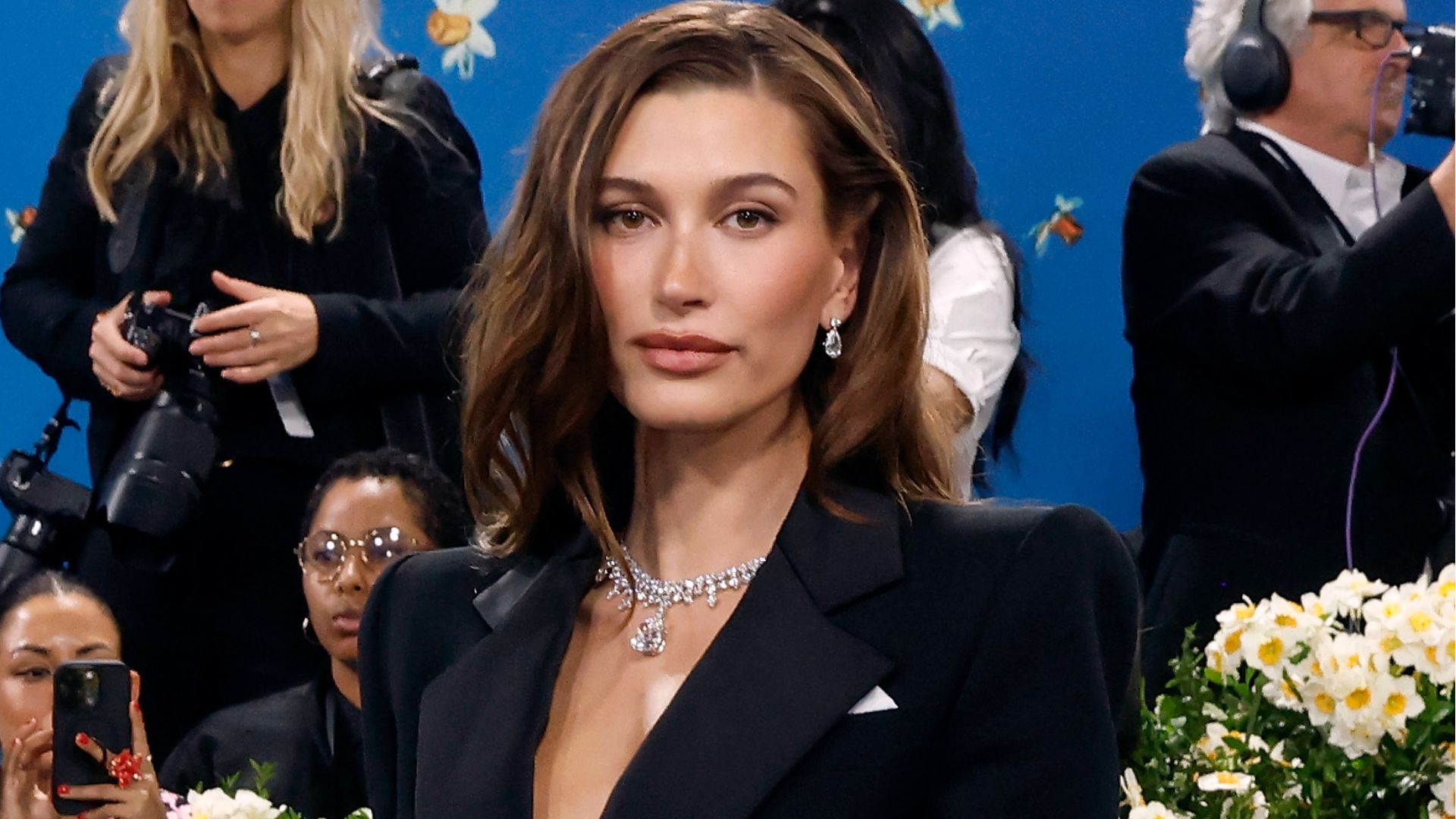 Saiba qual será o papel de Hailey Bieber na Rhode após venda bilionária