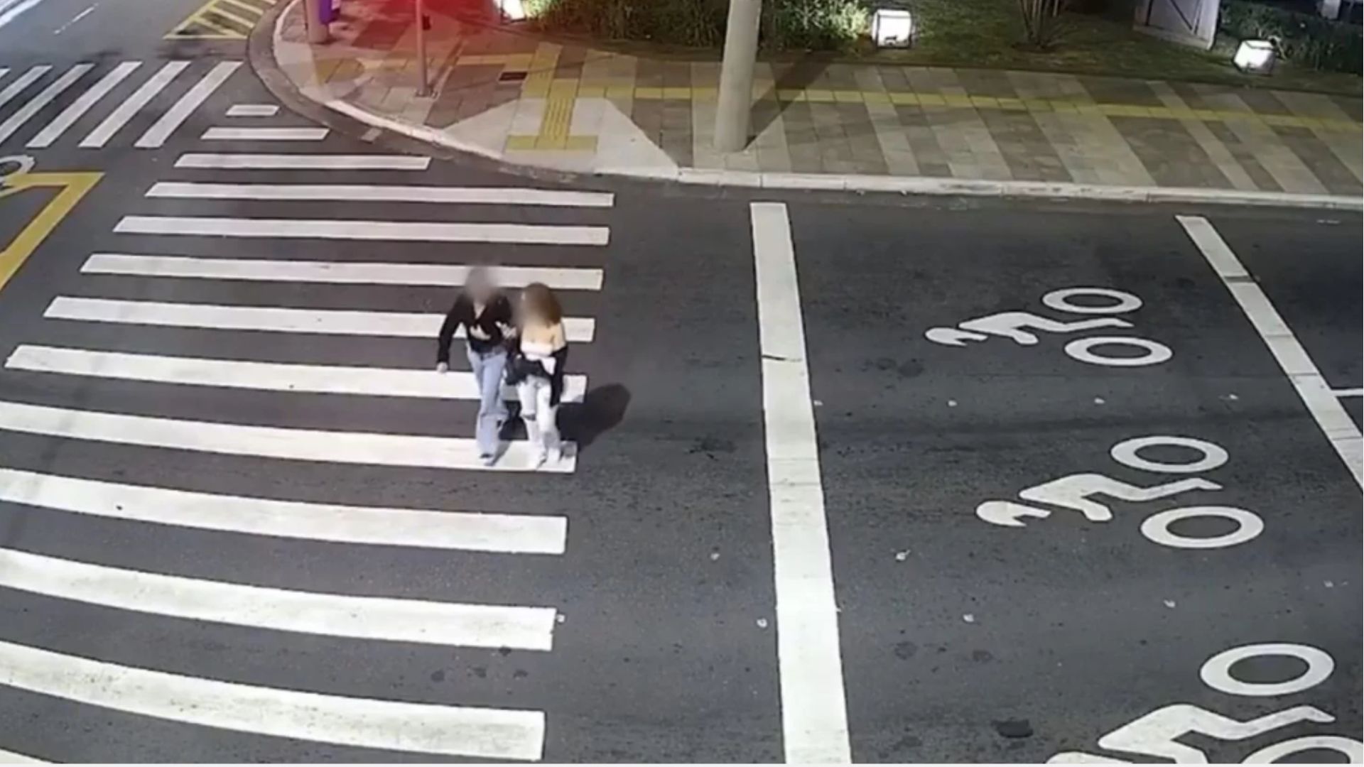 Laudo revela velocidade de carro que atropelou e matou duas amigas na faixa de pedestre em SP Laudo revela velocidade de carro que atropelou e matou duas amigas na faixa de pedestre em SP