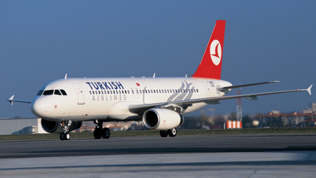 Passageiro morre durante voo da Turquia para os EUA, e corpo desaparece