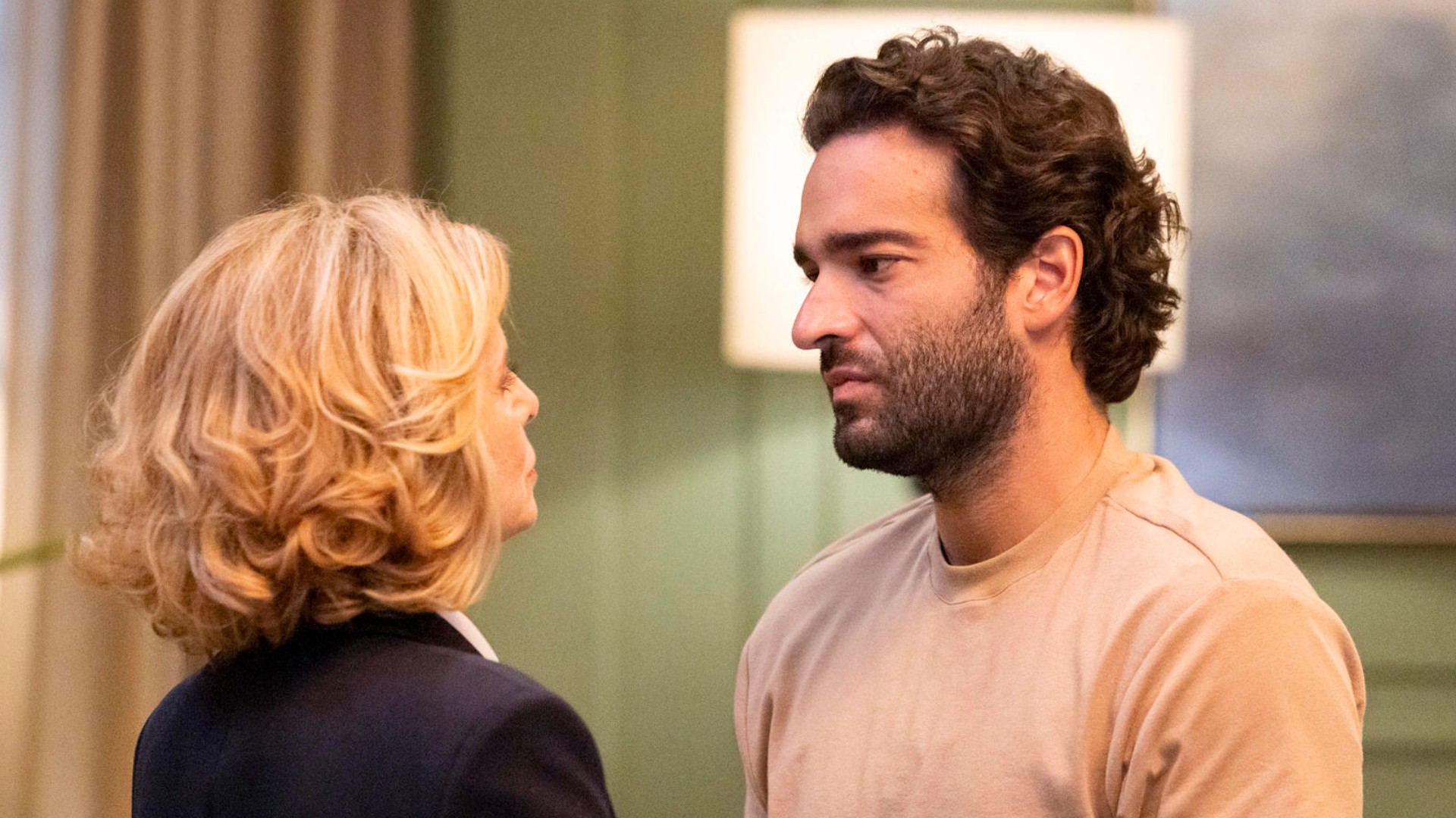 Vale Tudo: Afonso faz descoberta chocante sobre Odete e rompe de vez com a mãe; saiba como será