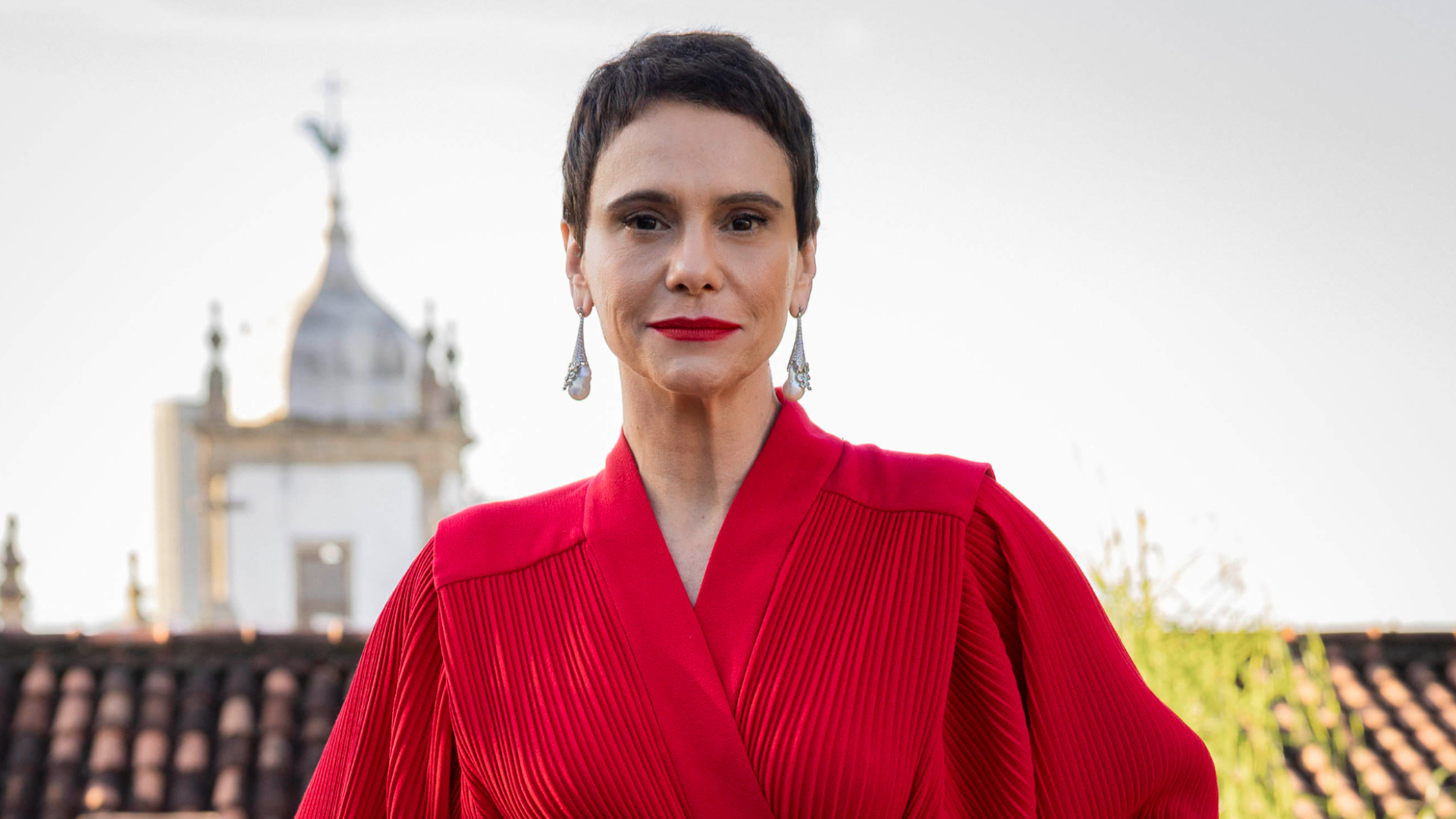 Vale Tudo: Celina se envolve em romance inédito, mas retorno inesperado de personagem muda tudo na trama