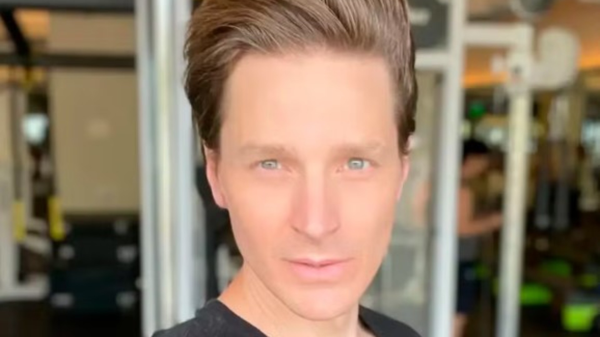 Ator de “Família Soprano” é preso após atirar no rosto de mulher durante briga de trânsito nos EUA