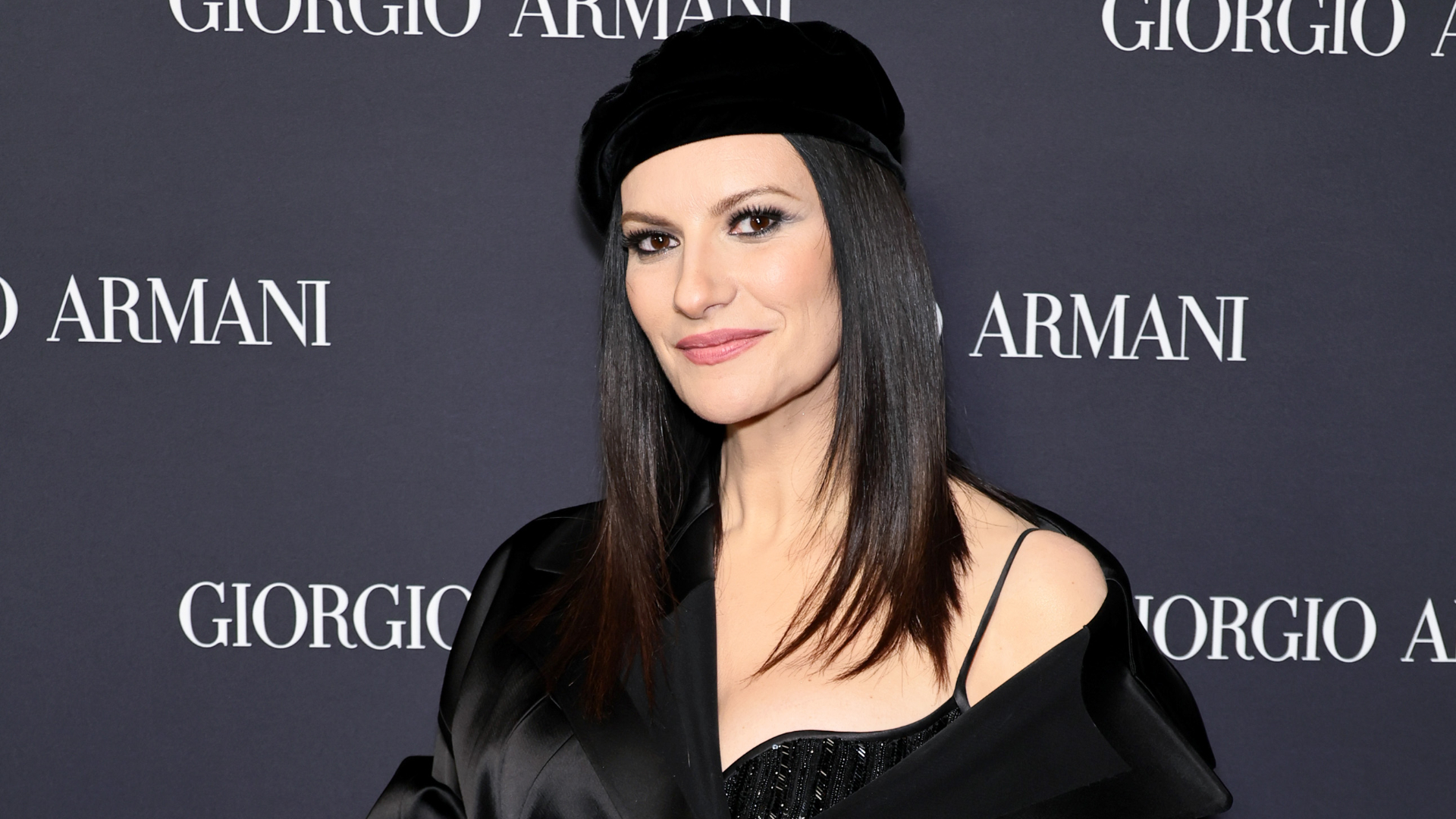 Laura Pausini surpreende ao revelar segredo de beleza inusitado: “É uma revolução” Laura Pausini surpreende ao revelar segredo de beleza inusitado: “É uma revolução”