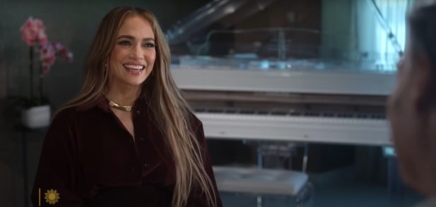Jennifer Lopez para o CBS Sunday Morning