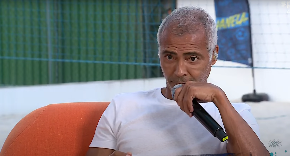 Romário é desmentido ao vivo por si mesmo na TV, e climão viraliza; assista