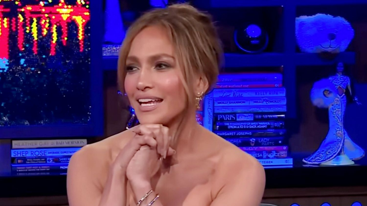 Jennifer Lopez revela o galã do “melhor beijo” das telonas e surpreende com a resposta; assista Jennifer Lopez revela o galã do “melhor beijo” das telonas e surpreende com a resposta; assista