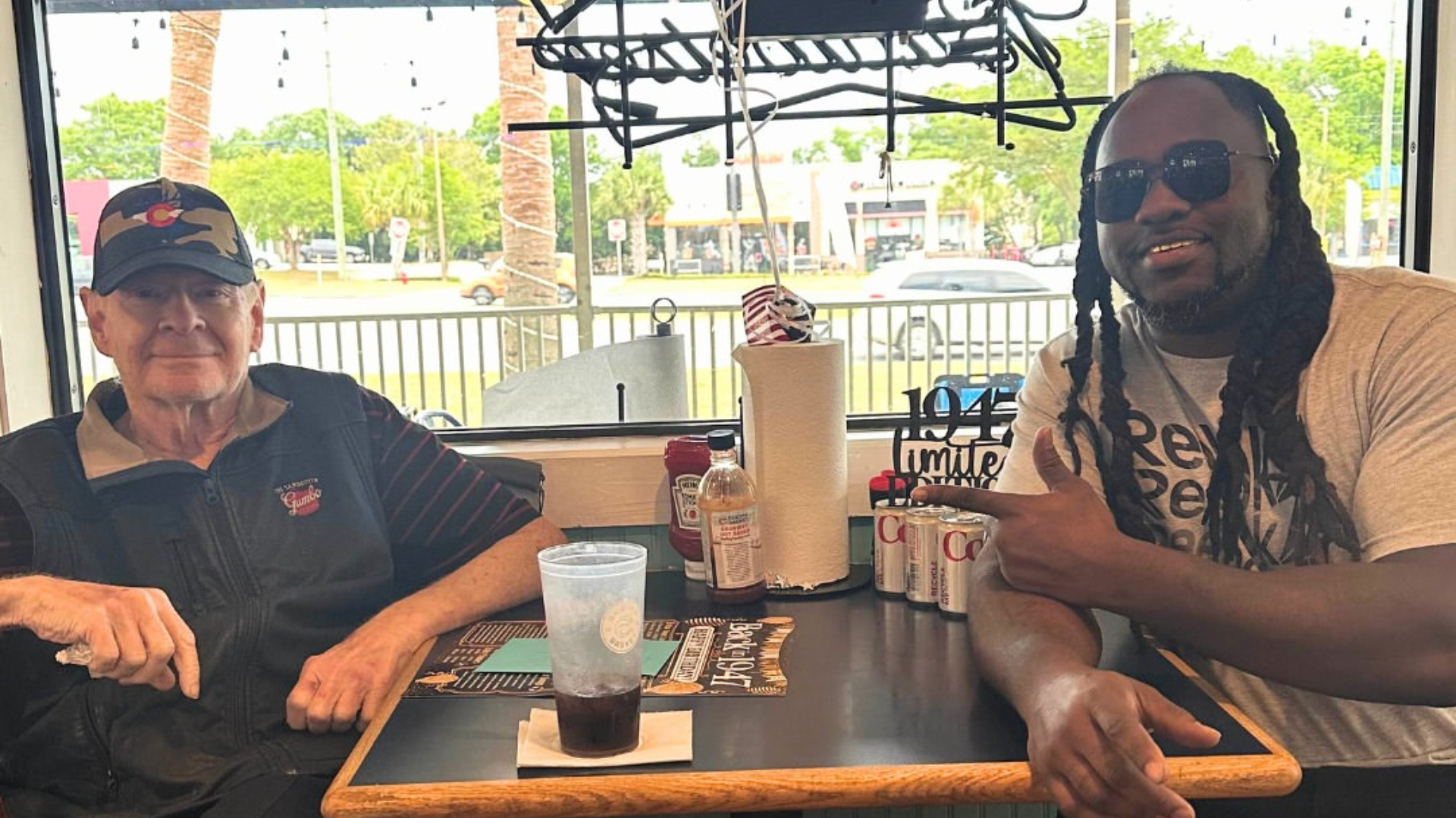 Cozinheiro estranha ausência de cliente fiel, resolve investigar e caso tem reviravolta tensa nos EUA Cozinheiro estranha ausência de cliente fiel, resolve investigar e caso tem reviravolta tensa nos EUA