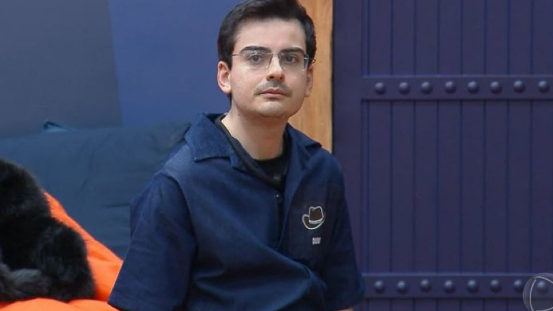 A Fazenda 17: Dudu Camargo será intimado dentro da sede do reality; saiba detalhes Dudu Camargo será intimado dentro de "A Fazenda 17" por processo de acidente de trânsito (Foto: Reprodução/ Record TV)