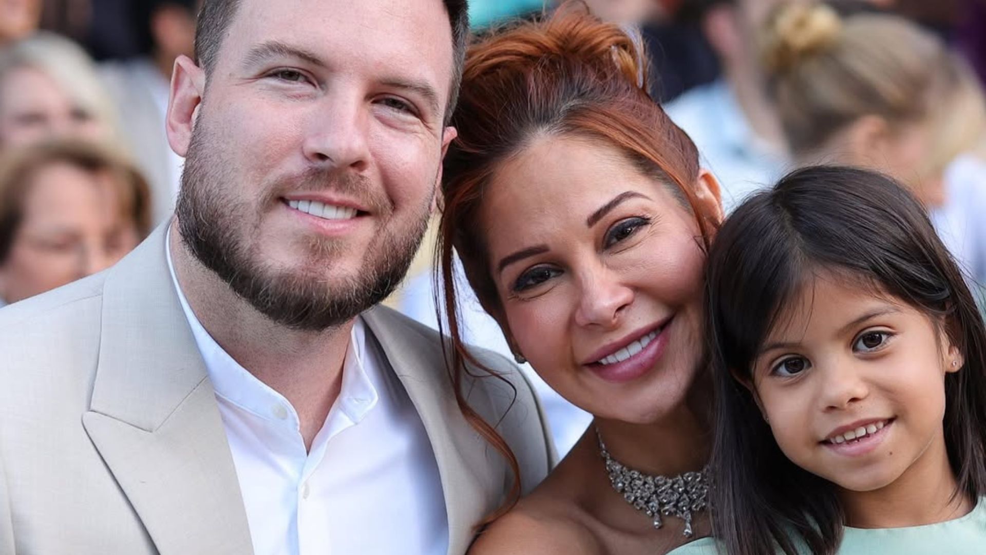 Maíra Cardi agradece o marido Thiago Nigro por pagar festa da filha, é criticada e se pronuncia; assista! Maíra Cardi rebate críticas ao agradecer Thiago Nigro por ter pago festa da enteada; assista! (Foto: Reprodução/ Instagram)