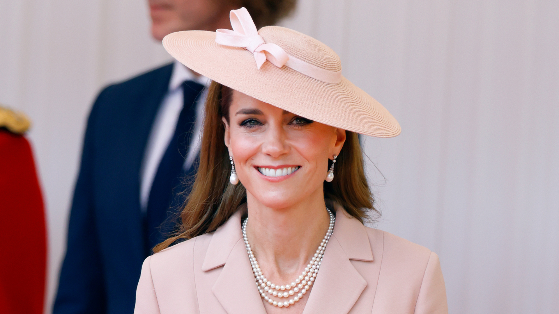 Kate Middleton fala pela 1º vez sobre mudança no cabelo que chamou atenção do público Kate Middleton fala pela 1º vez sobre mudança no cabelo que chamou atenção do público
