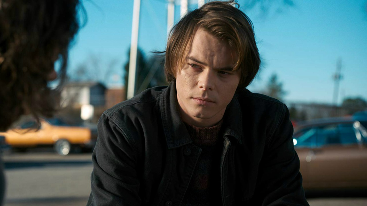 Charlie Heaton, de “Stranger Things”, faz raro comentário sobre ter se tornado pai aos 20 anos Charlie Heaton, de “Stranger Things”, faz raro comentário sobre ter se tornado pai aos 20 anos
