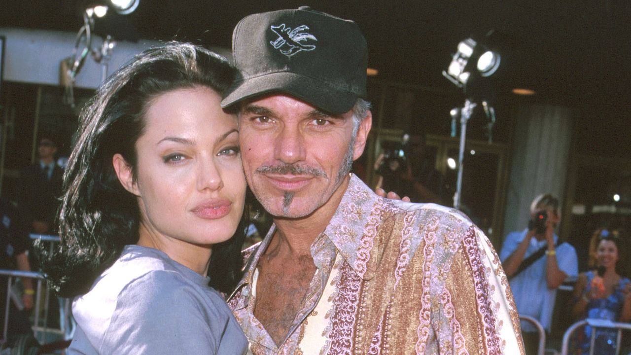 Billy Bob Thornton revela verdadeiro motivo do fim do casamento com Angelina Jolie Billy Bob Thornton revela verdadeiro motivo do fim do casamento com Angelina Jolie