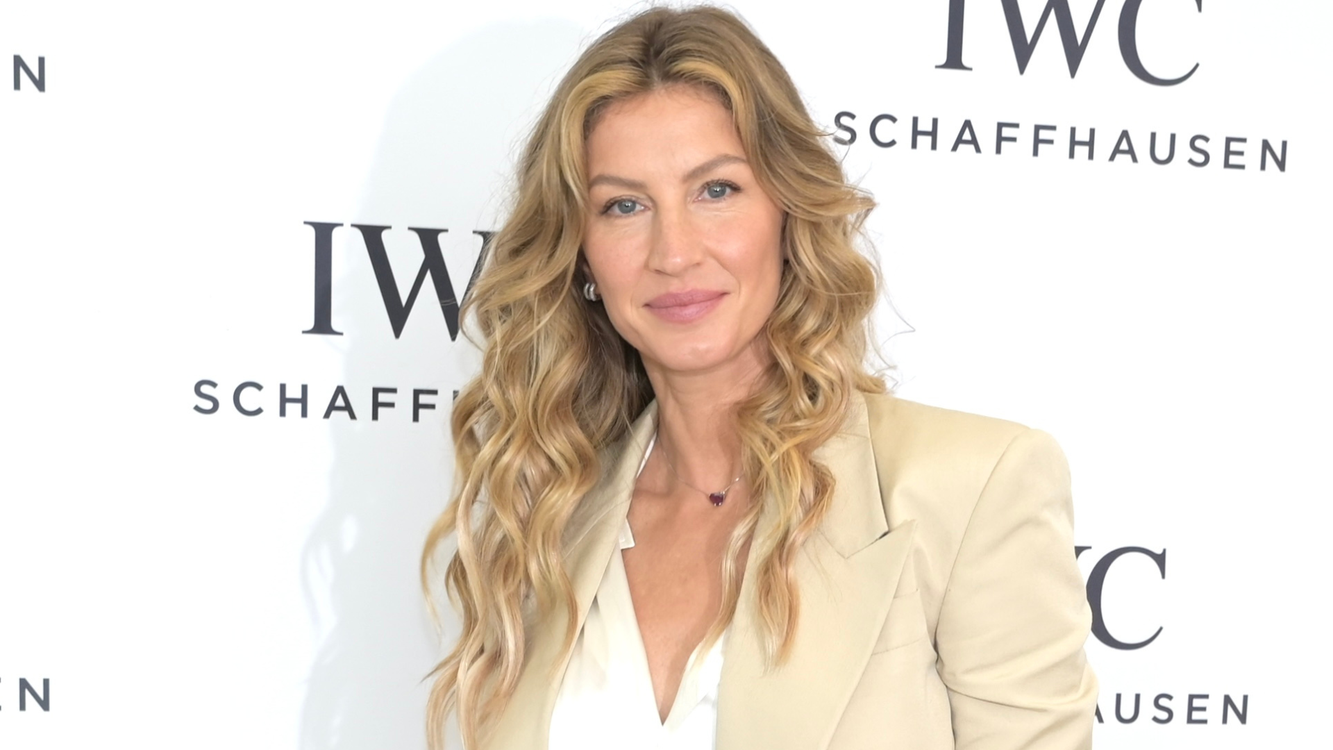 Gisele Bündchen compra quarta mansão gigantesca em Miami por valor milionário; veja fotos