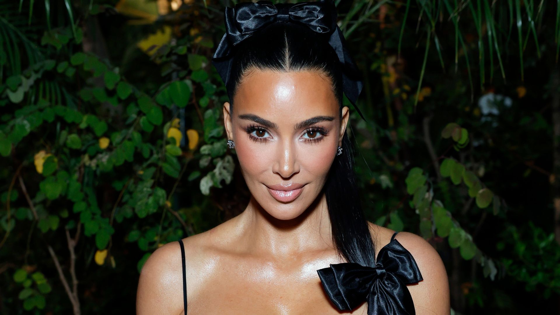 Kim Kardashian reage após descoberta em exame cerebral e revela diagnóstico: “Não pode ser!”