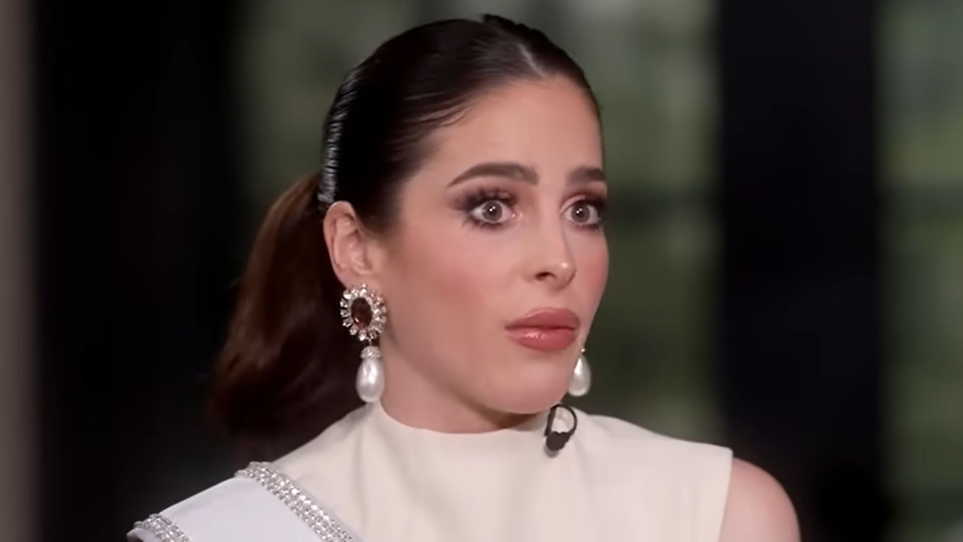 Vencedora do Miss Universo se pronuncia após alegações de fraude em sua vitória; assista