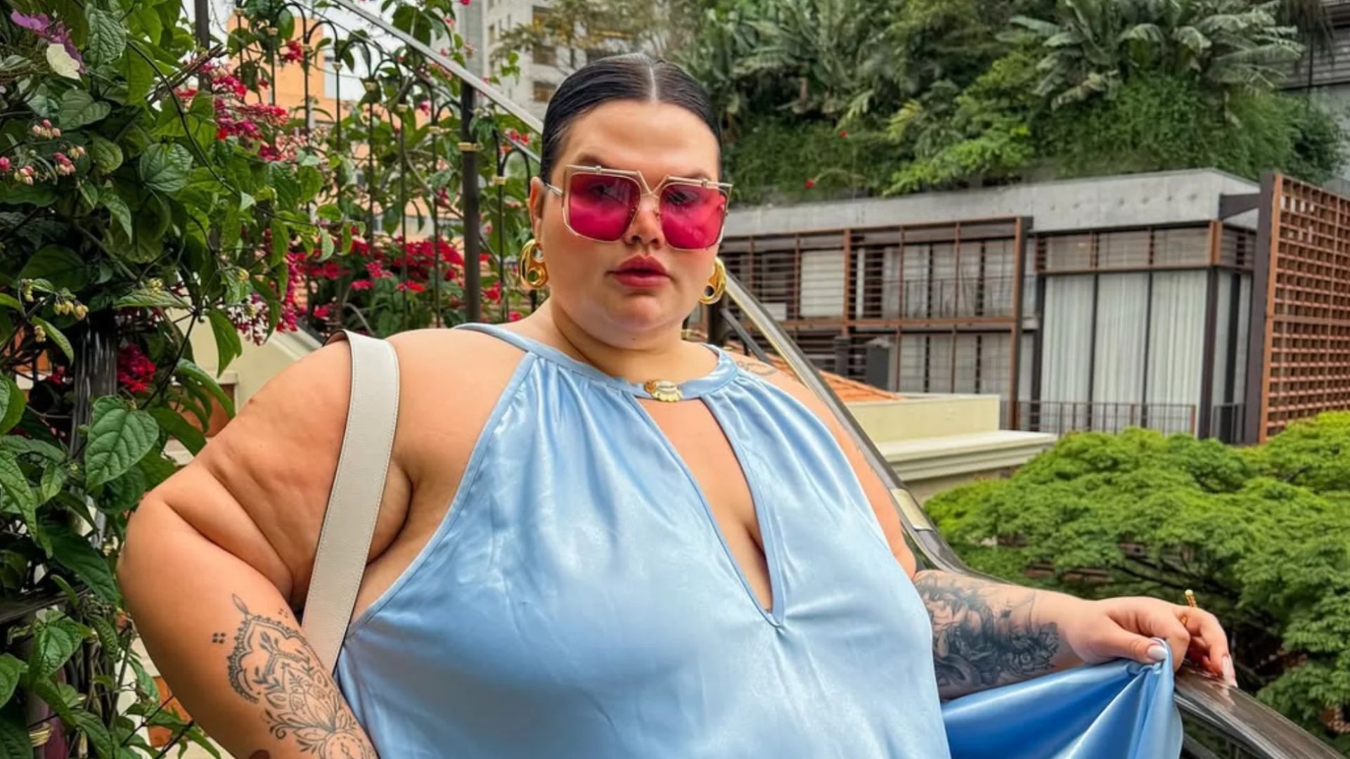 Após perder mais de 80 kg, Thais Carla passa por novo procedimento estético; veja