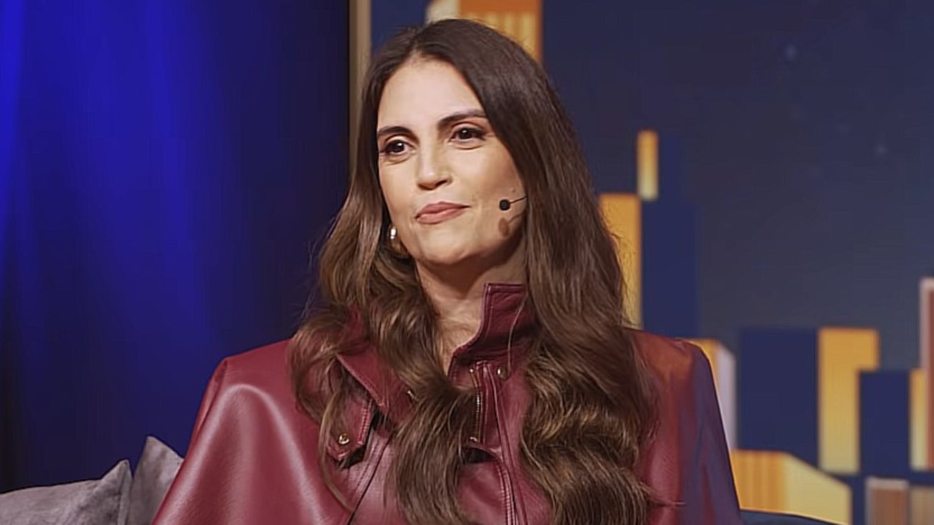 Chris Flores expõe o que chegou a ouvir de diretor no início na TV: ‘Achei uma violência muito grande’; assista