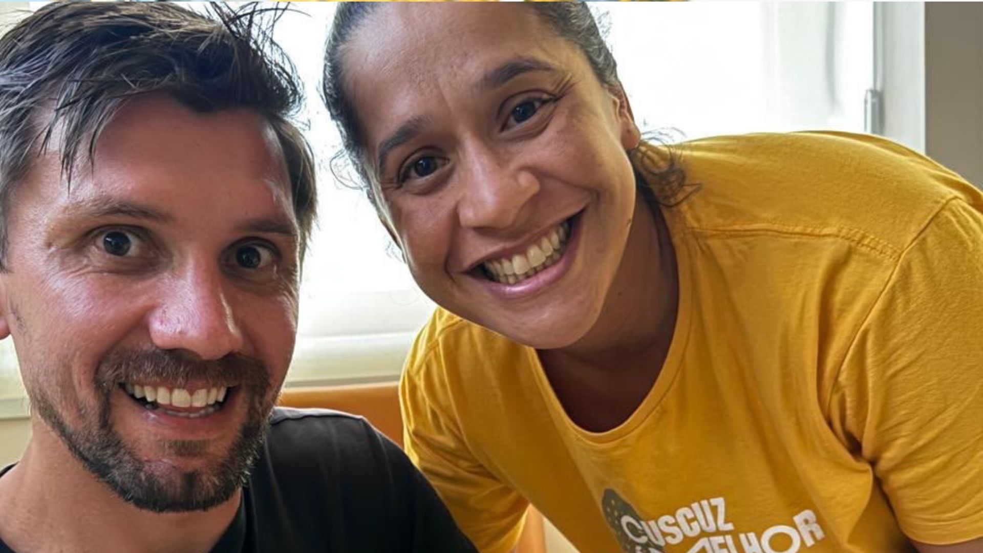 Ex-Corinthians Paulo André faz parto da filha dentro do carro e relembra momento de tensão: “Os minutos mais longos da minha vida”