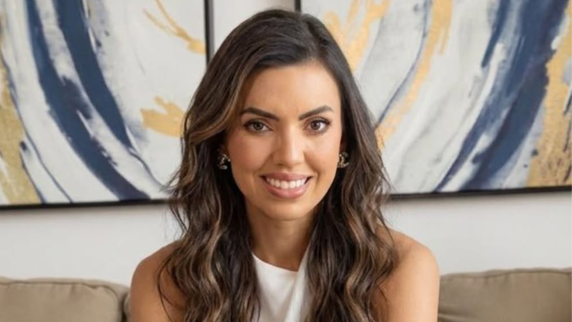 Influencer brasileira é internada na UTI após acidente na Indonésia; família faz pedido urgente