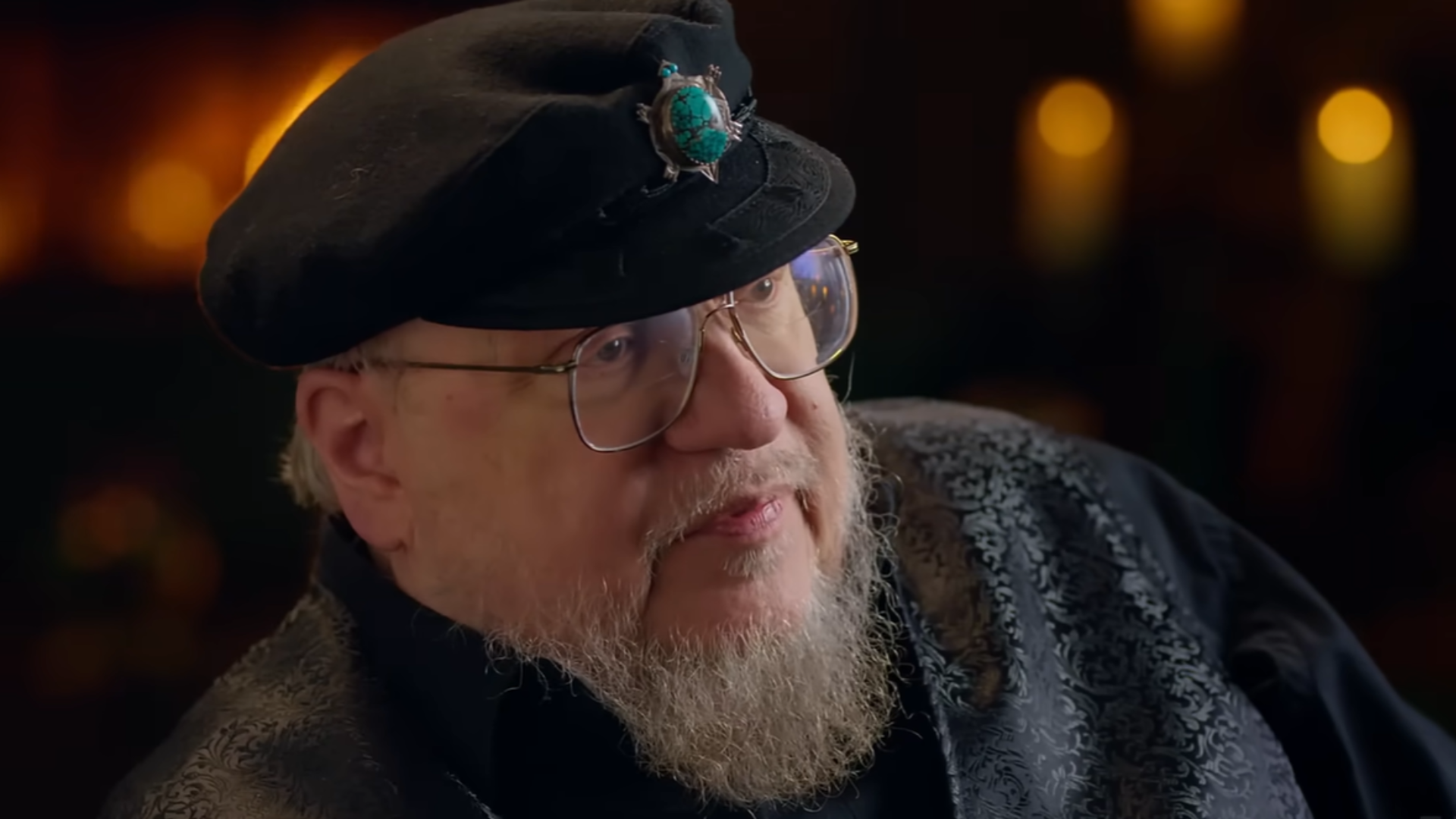 George R. R. Martin, criador de “Game of Thrones”, reaparece após meses afastado e desabafa sobre período “avassalador”